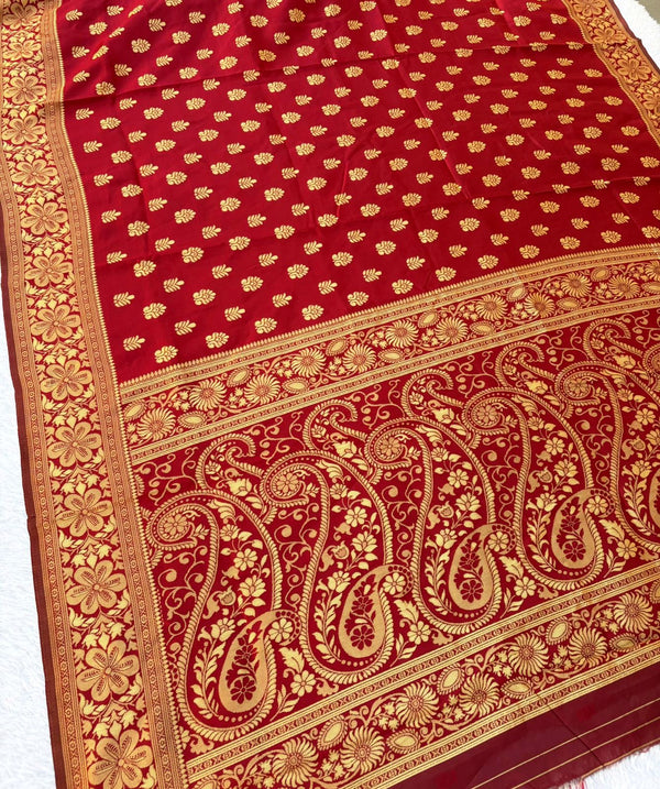 Golden Zari Woven Kanjivaram Soft Silk Saree